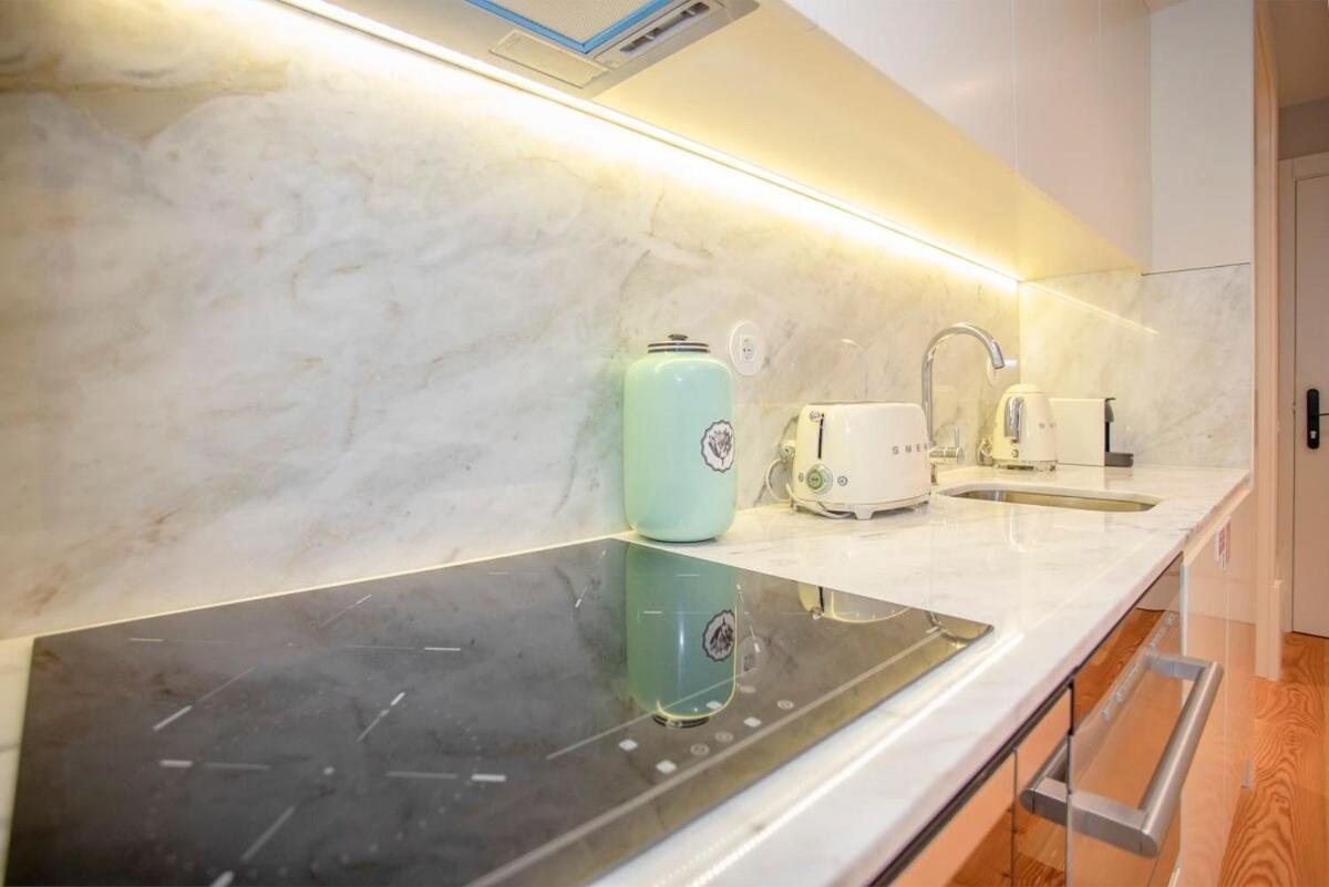 Liiiving In Porto - Cedofeita Charming Apartment מראה חיצוני תמונה